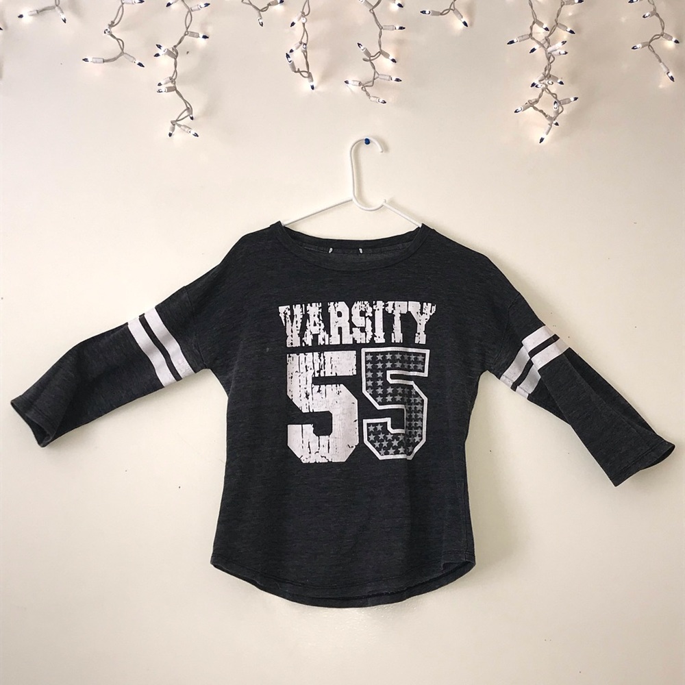 DARK GREY LONG SLEEVE TEE